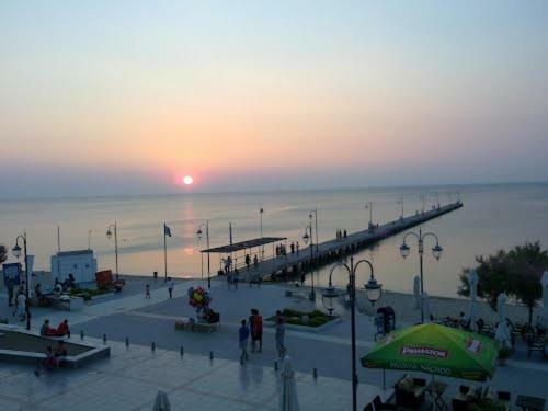 Nickys Place Perea Peraia  Bagian luar foto
